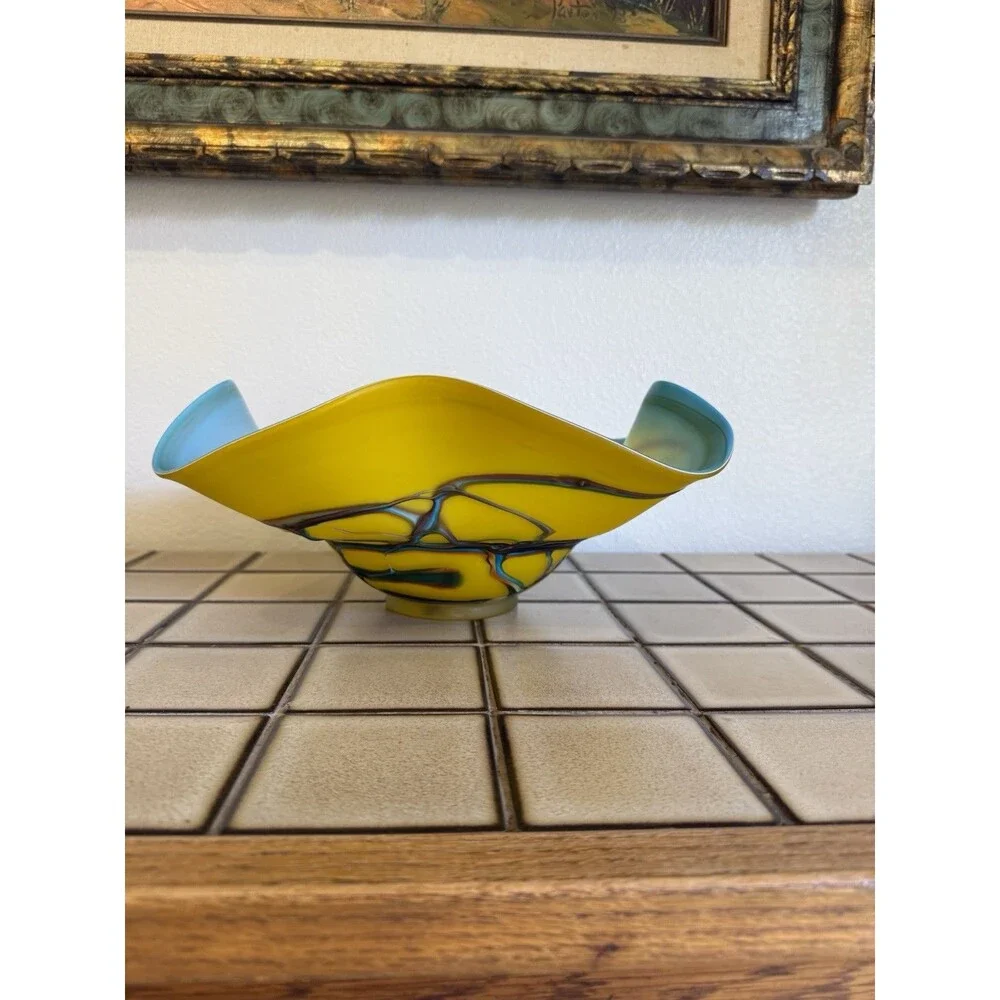 Vintage Azerbaijan Glassware Hand Blown Art Glass Freeform Centerpiece Bowl